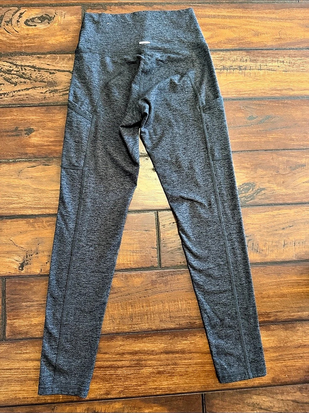 Aerie Like New Heather Charcoal Leggings With Povkets